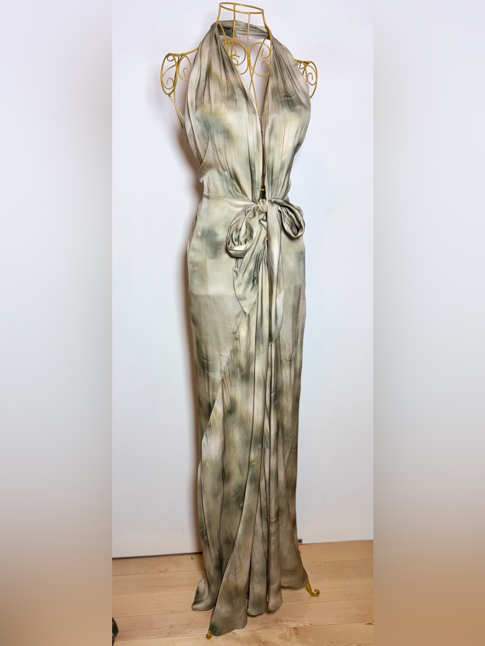 Zara Limited Edition Multiway Tie-Dye Halter
Maxi Dress, Size Large - Picture 5 of 16